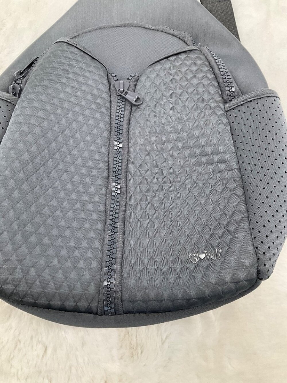 Glove it Neoprene Pickleball Sling Bag Slate Grey - Picture 3 of 7